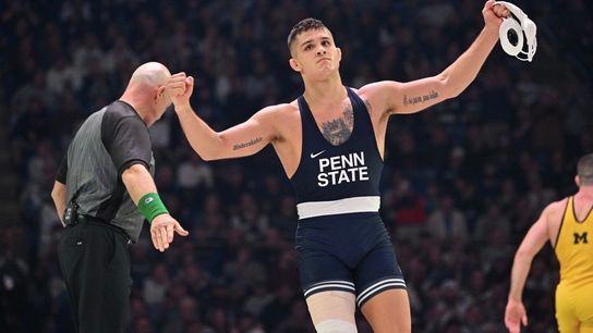 Weekend primer: Penn State wrestling unstoppable; Saquon vs. Sanders taken in Altoona, Pa. (Penn State)